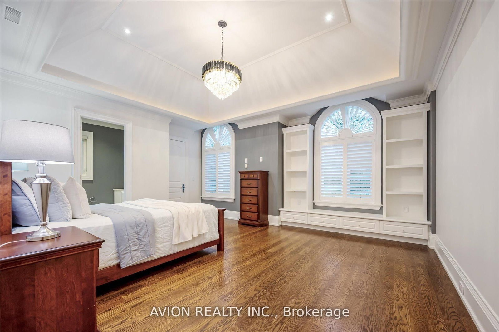 26 Danville Dr, Toronto — 34