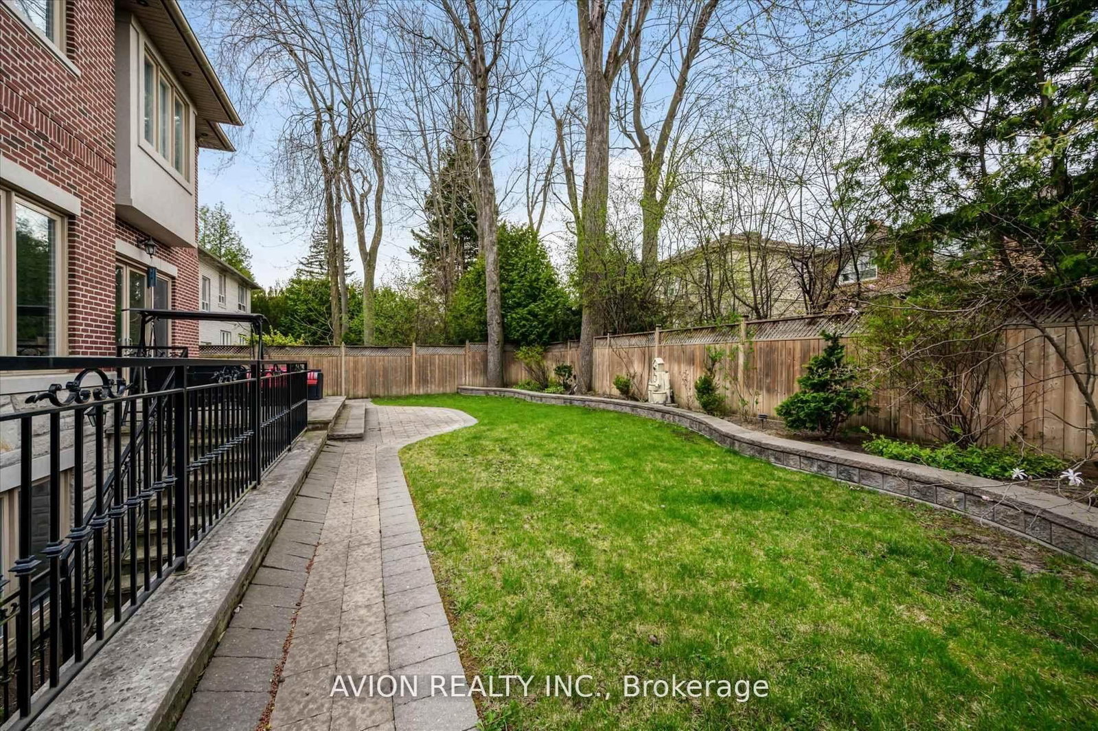 26 Danville Dr, Toronto — 49