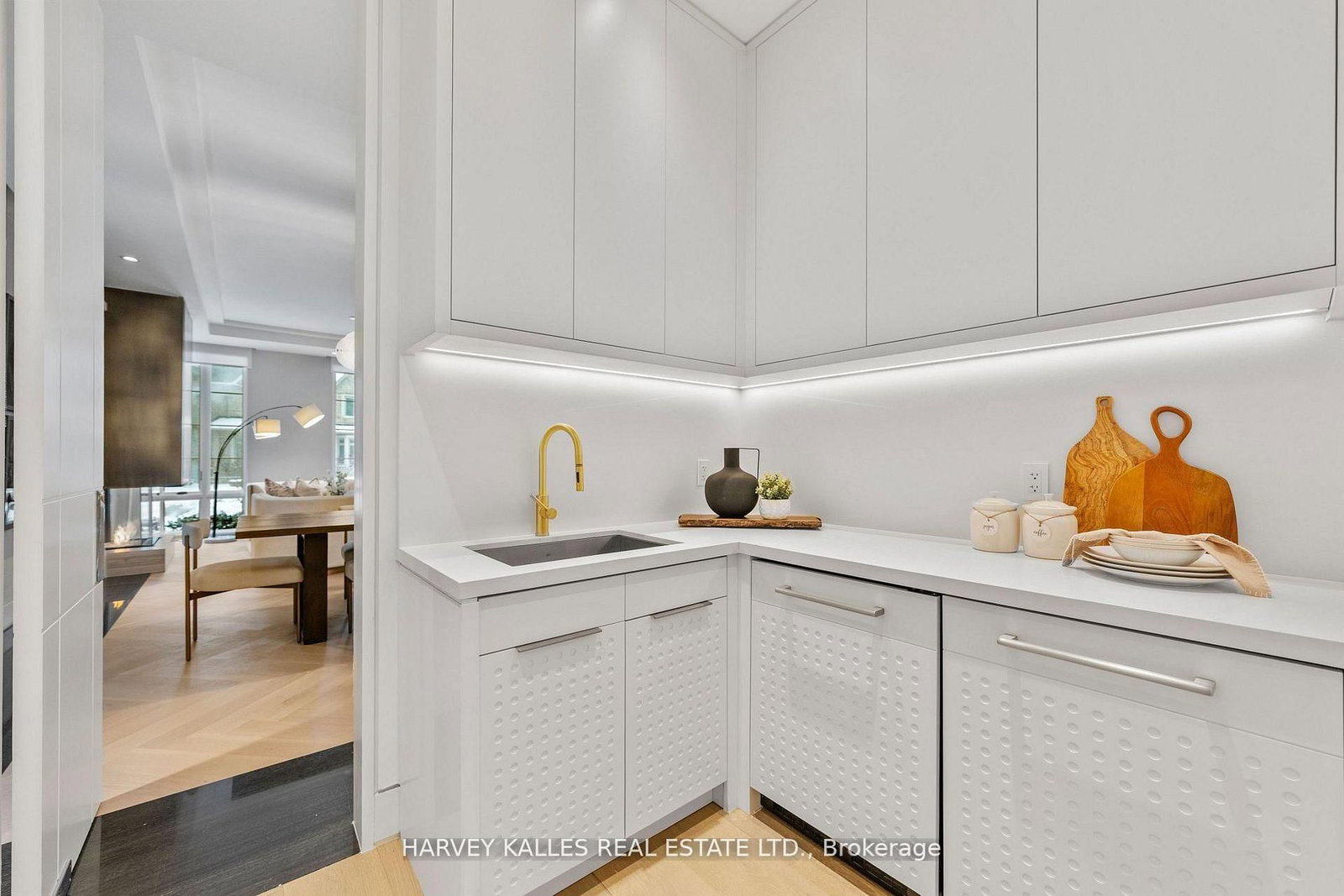 335 Lytton Blvd, Toronto — 14