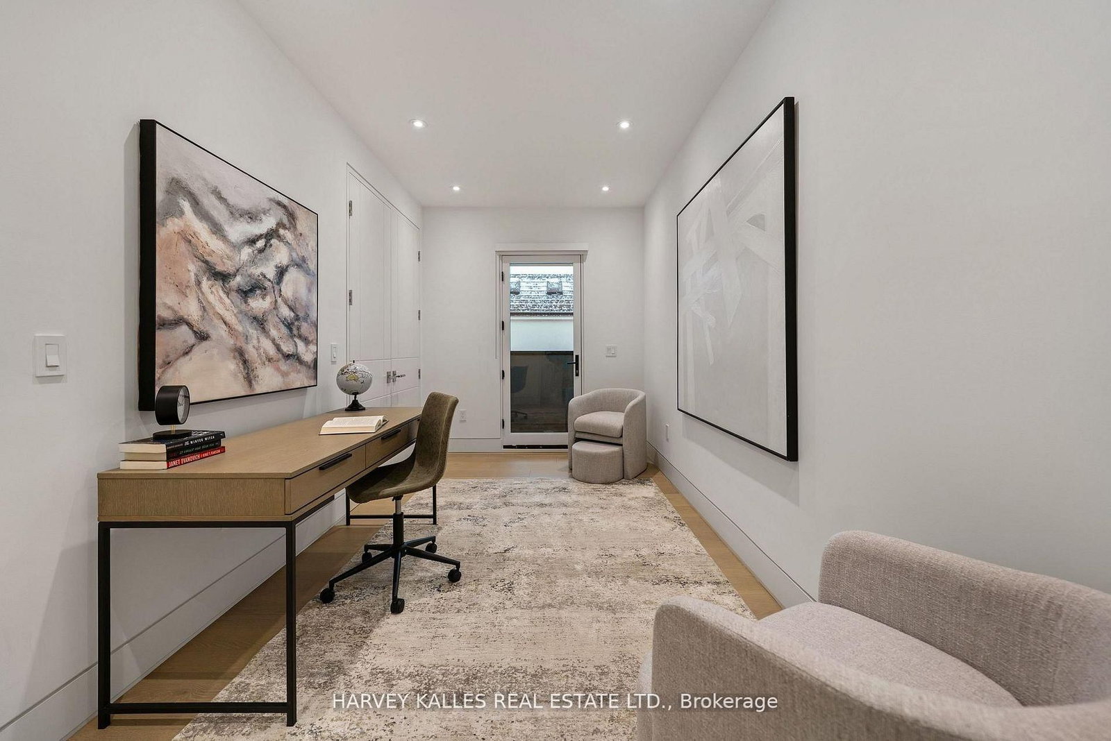 335 Lytton Blvd, Toronto — 25