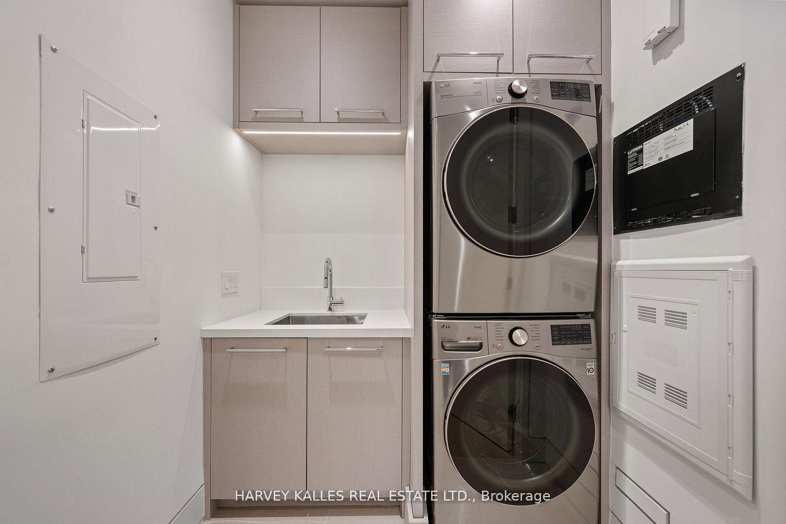 335 Lytton Blvd, Toronto — 31