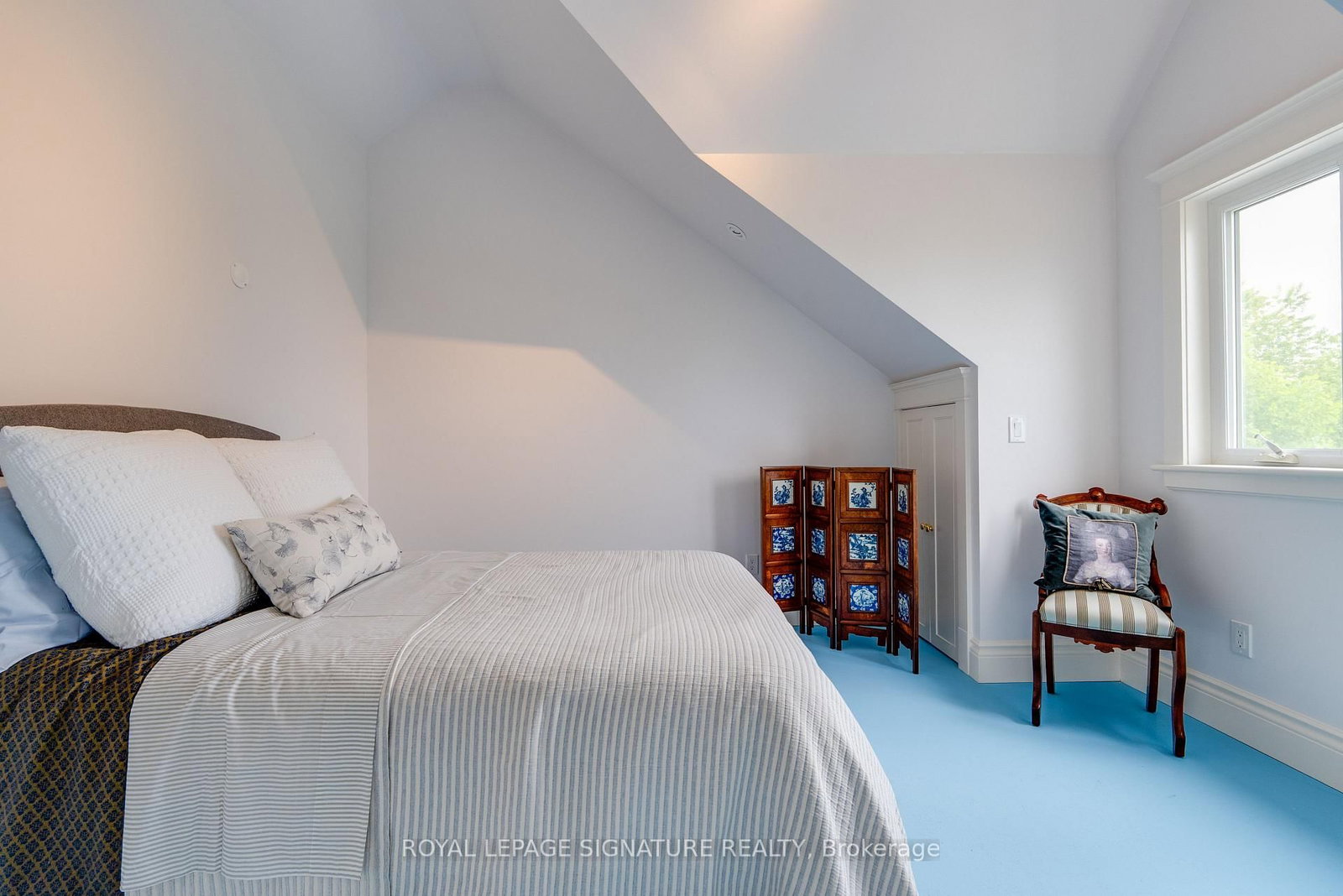 220 Greyabbey Tr, Toronto — 38