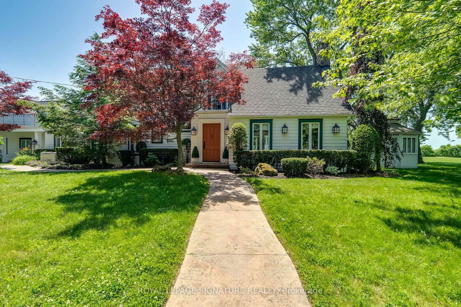 220 Greyabbey Tr, Toronto — 4