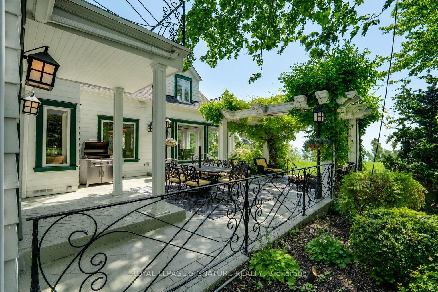 220 Greyabbey Tr, Toronto — 43