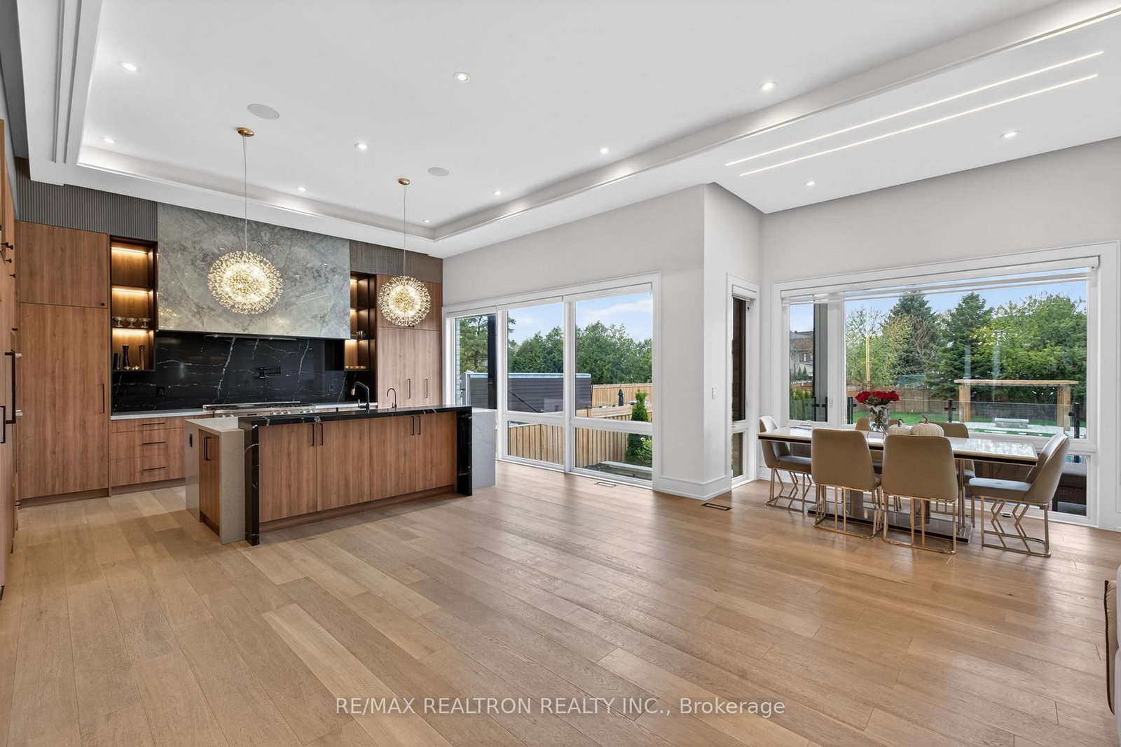116 OAK Ave, Richmond Hill — 26