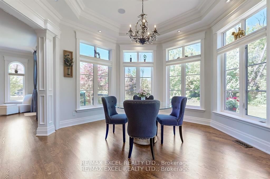 2 Beau Crt, Aurora — 11