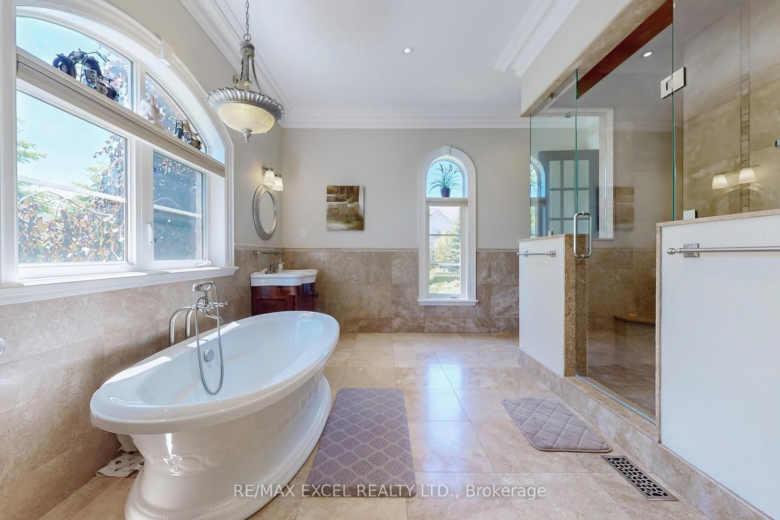 2 Beau Crt, Aurora — 19