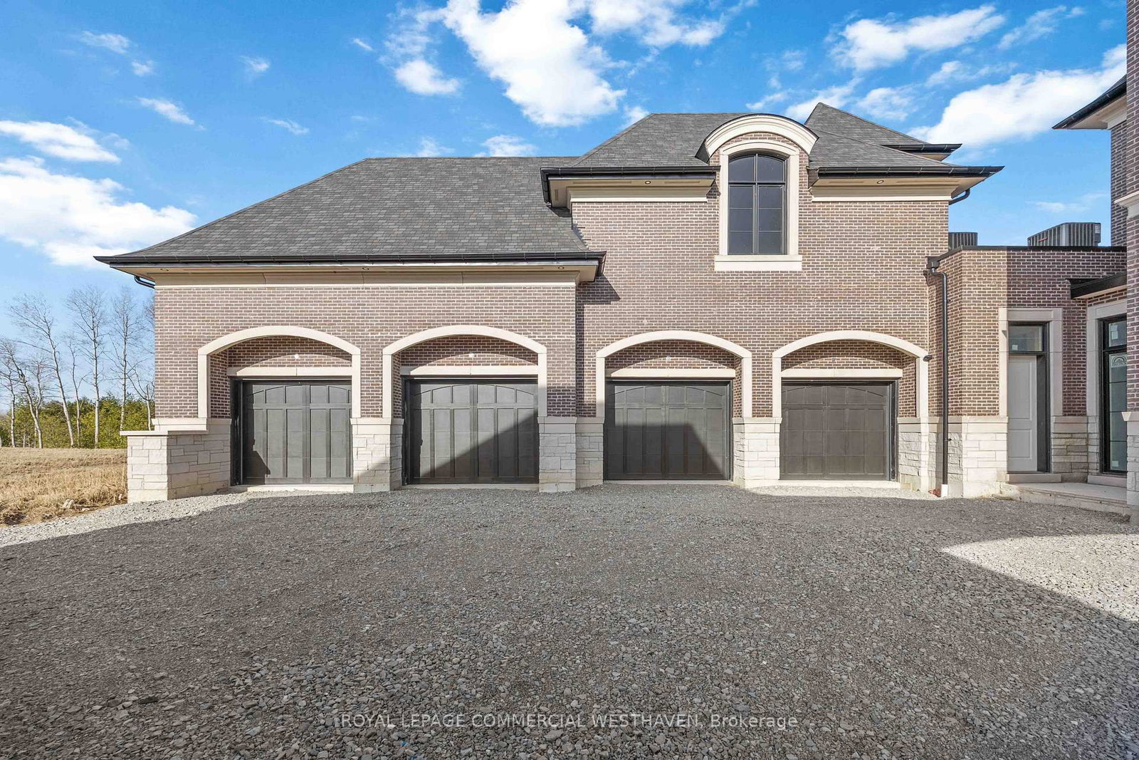 62 Mount Mellick Dr, King — 23