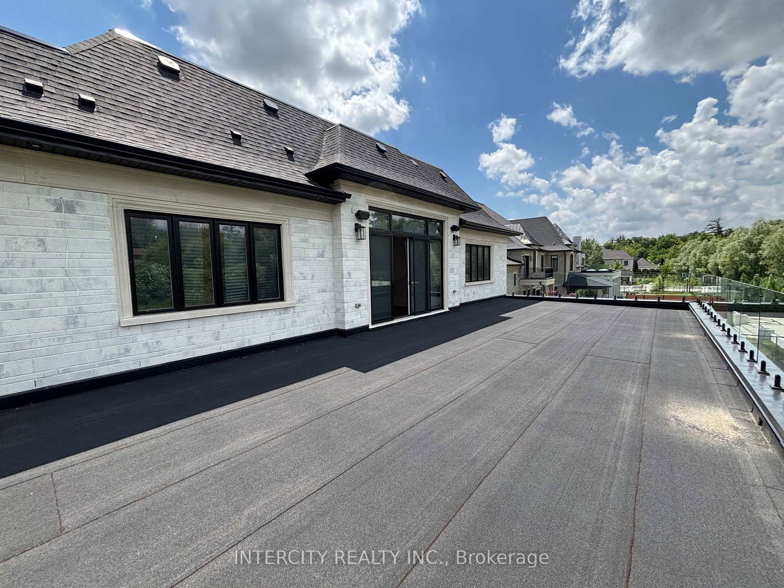16 Creedmore Crt, Vaughan — 33