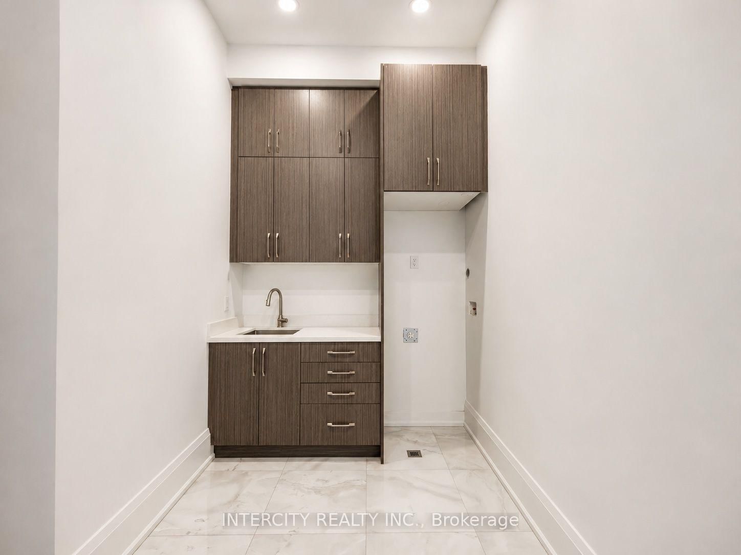 16 Creedmore Crt, Vaughan — 13