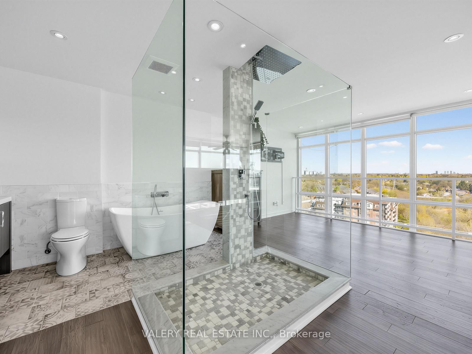 827-250 Manitoba St, Toronto — 9